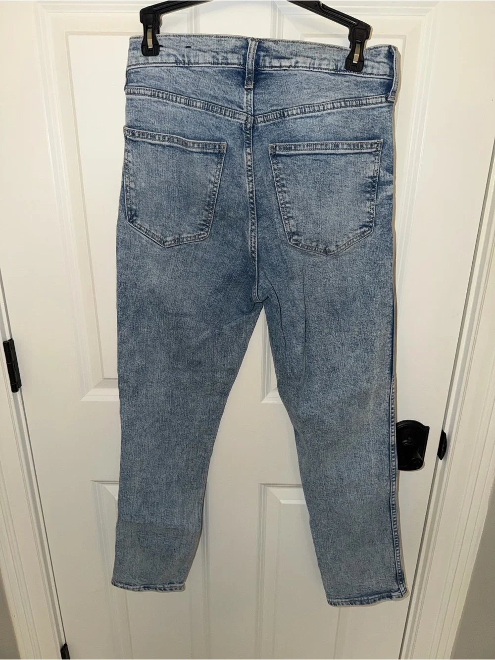 GAP Women’s Blue Slim Straight Jeans